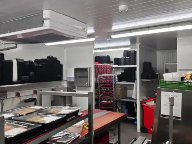 Local Commercial vente à Sint-pieters-leeuw, Brabant