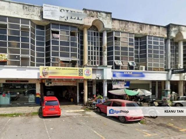 Shop for sale in Seksyen U5, Shah Alam
