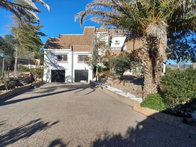 Casa en venta en El Valle de Cofrentes-Ayora, Valencia