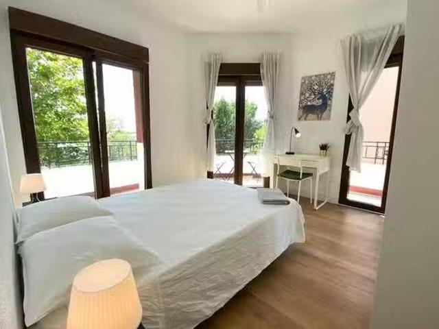 Casa en alquiler en Numancia, Madrid