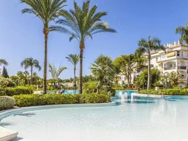Apartamento en alquiler en La Carolina, Costa del Sol Occidental