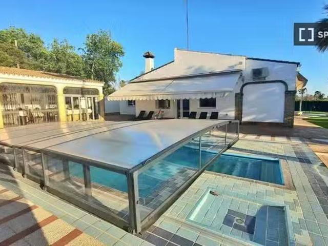 Apartamento en alquiler en Sanlúcar La Mayor, Sevilla