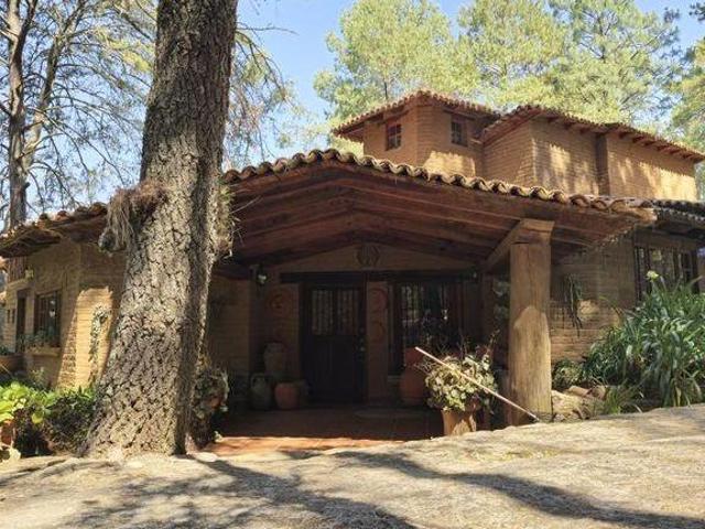 Encantadora Cabaña en Venta en Hacienda San Francisco, Tapalpa, Jalisco