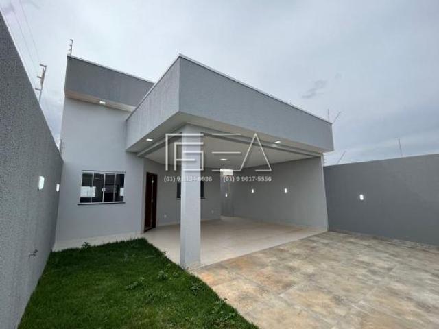 Casa venda em Região Geográfica Imediata de Águas Lindas de Goiás, Região Integrada de Desenvolvimento do Distrito Federal e Entorno