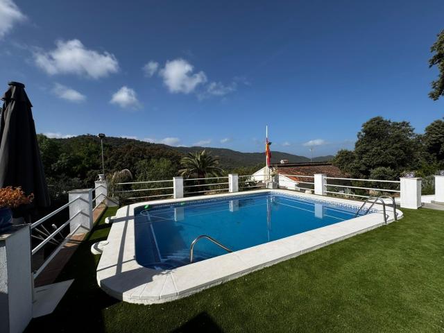Casa en venta en Villaharta, Andalucía
