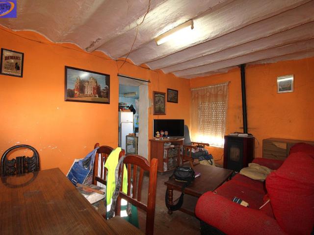 Casa en venta en La Plana de Utiel-Requena, Valencia