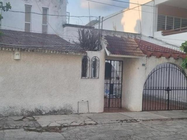 Encantadora Casa en Venta en el Corazón de Zihuatanejo