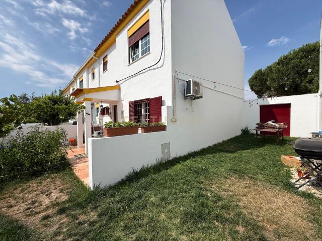 Casa venda em Azeitão (São Lourenço e São Simão), Setúbal