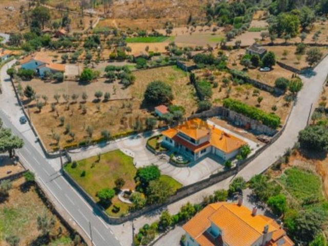 Casa venda em Mourilhe, Viseu