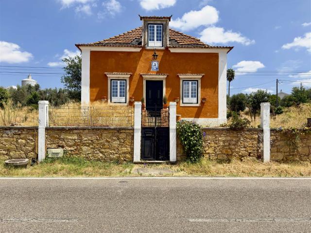 Vivenda venda em Asseiceira, Rio Maior