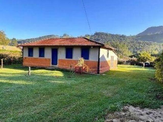 Casa venda em Região Imediata de Taubaté-Pindamonhangaba, Região Metropolitana do Vale do Paraíba e Litoral Norte