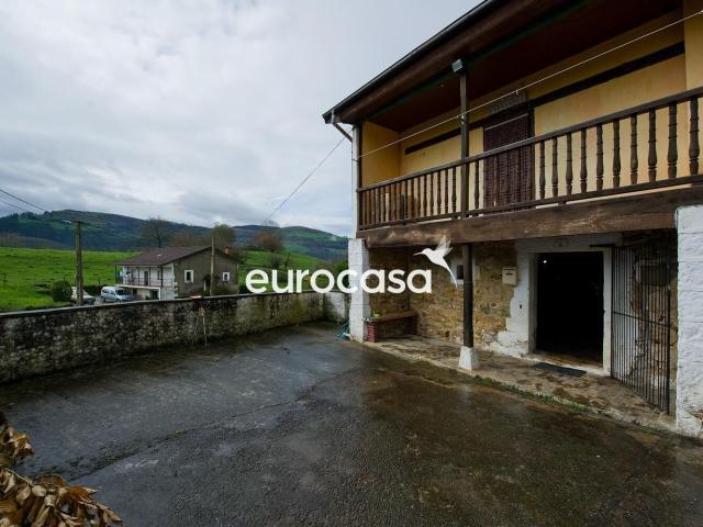 Casa en venta en Entrambasaguas, Cantabria