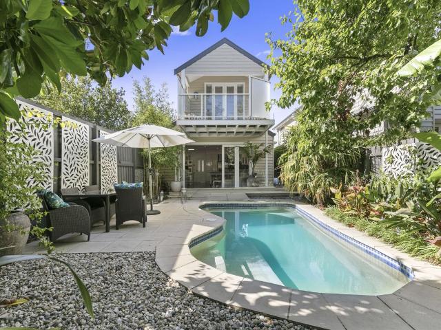 House for sale in Malvern East