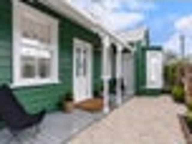 House for sale in Mechanics Bay, Auckland