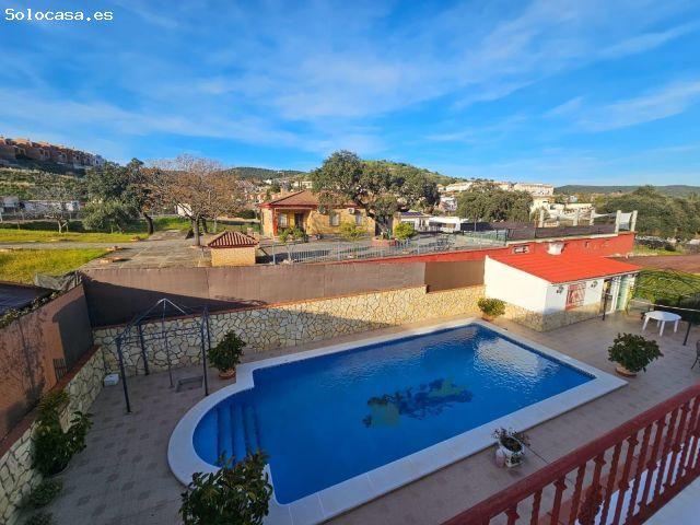 Casa en venta en Alcolea, Córdoba