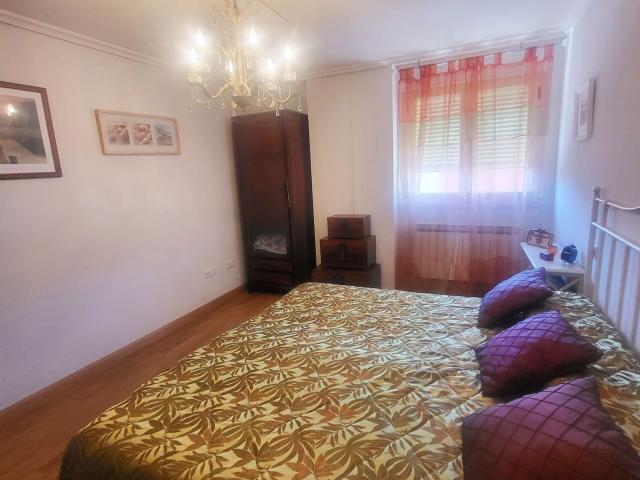 Piso en venta en Encinas De Abajo