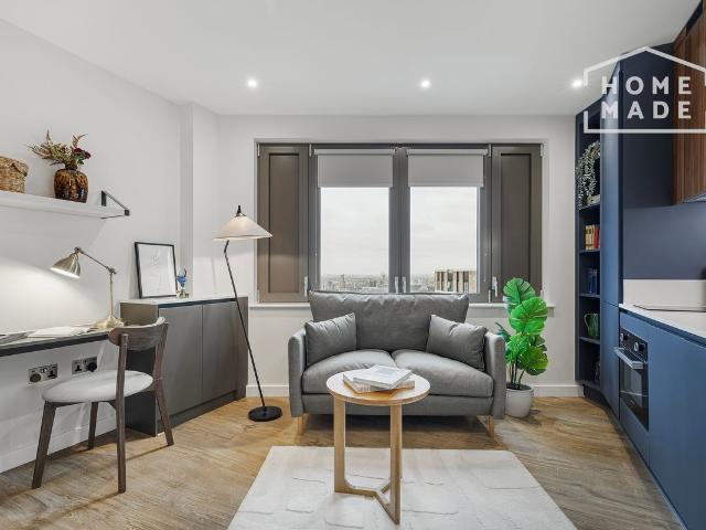 Studio for rent in London Borough of Ealing, Greater London