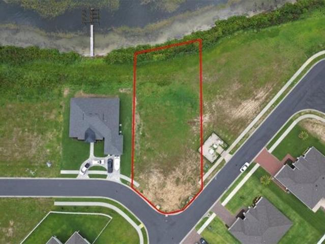 Land for sale in Auburndale Land for sale in Auburndale