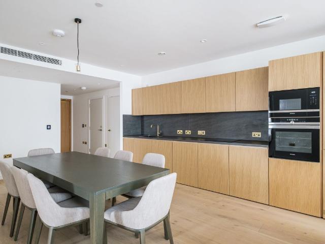 Apartment for rent in London Borough of Camden, Greater London