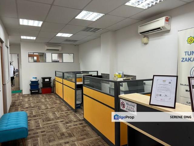 Shop for sale in Petaling, Damansara Damai