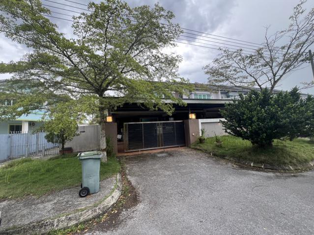 Terraced House for sale in Samarahan, Kota Samarahan