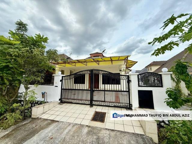 House for sale in Petaling, Subang Jaya