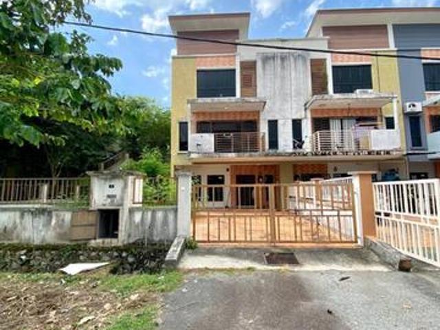 Terraced House for sale in Petaling, Alam Impian