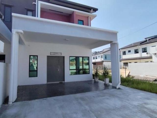 Terraced House for sale in Tanjong Sepat, Selangor