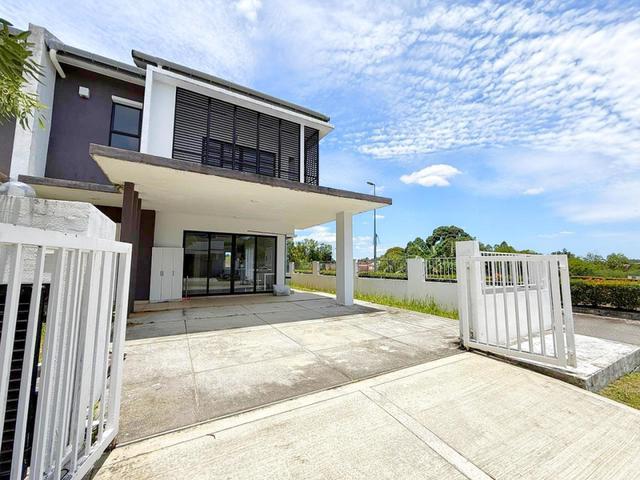 Terraced House for sale in Sendayan Village, Negeri Sembilan