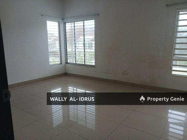 Terraced House for sale in Seksyen 8, Bandar Puncak Alam
