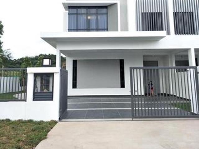 Terraced House for sale in Tanjong Sepat, Selangor