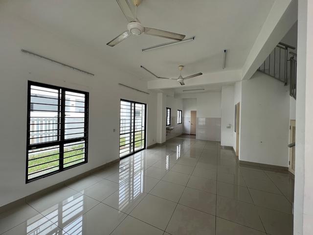 Terraced House for rent in Petaling, Alam Impian