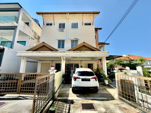 Terraced House for sale in Langat, Selangor
