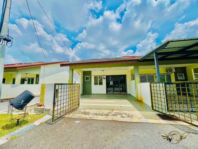 Terraced House for sale in Sitiawan