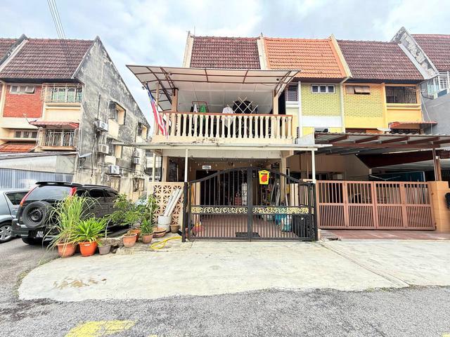 Terraced House for sale in Langat, Selangor