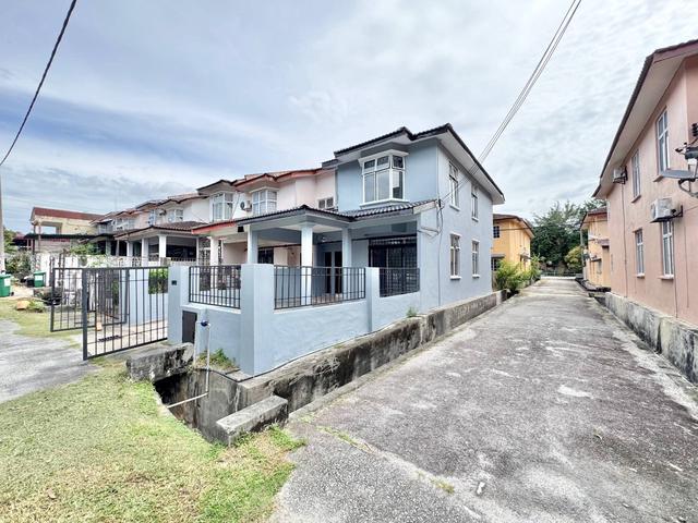 Terraced House for sale in Tanjong Sepat, Selangor