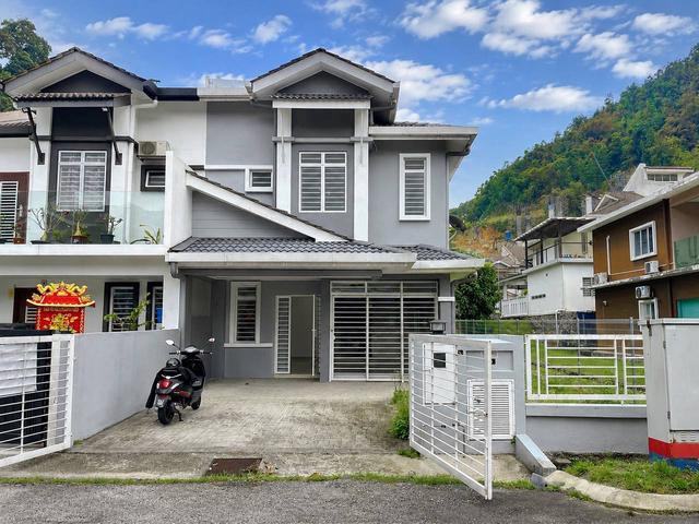 Terraced House for sale in Langat, Selangor