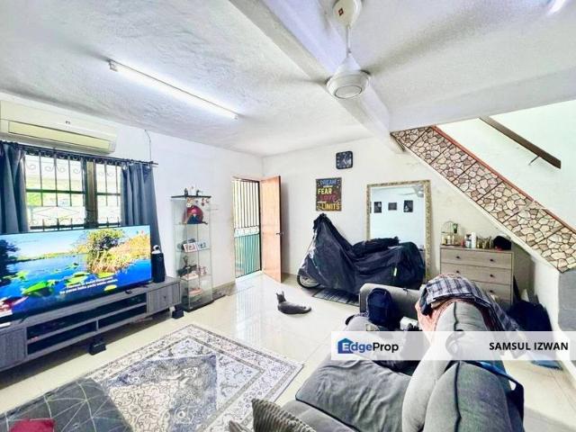 House for sale in Langat, Selangor