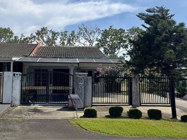 Terraced House for sale in Kelana Jaya, Petaling Jaya