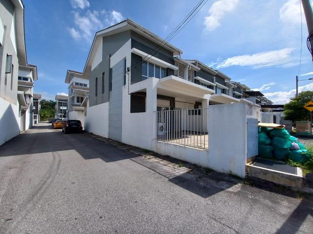 Terraced House for sale in Petaling, Alam Impian