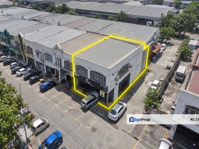 Warehouse for sale in Petaling, Alam Impian