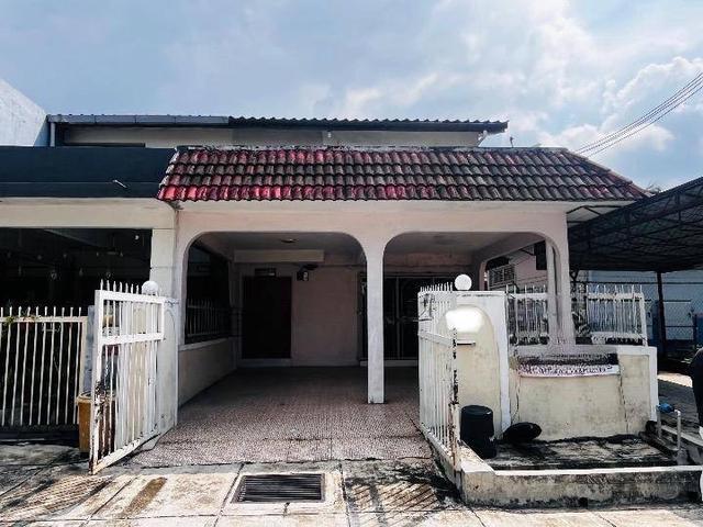 Terraced House for sale in Country Heights Damansara, Kuala Lumpur