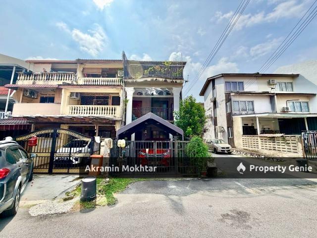 Terraced House for sale in Langat, Selangor