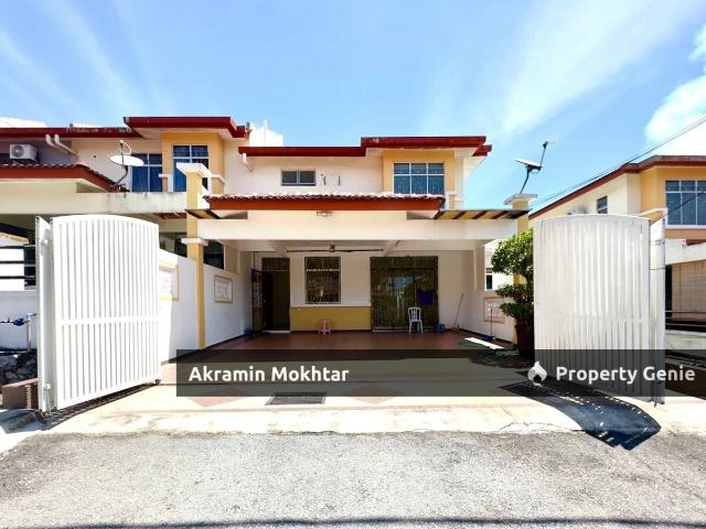 Terraced House for sale in Tanjong Sepat, Selangor