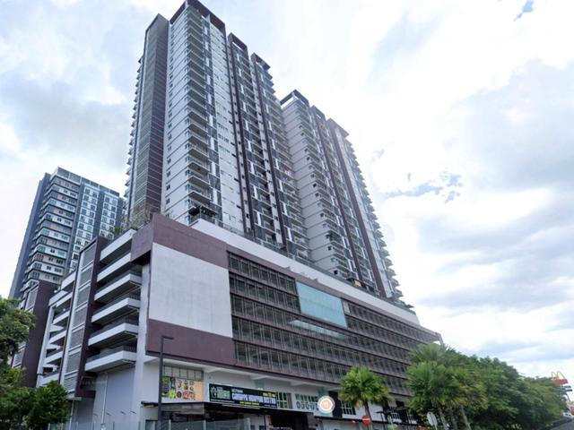 Serviced Residence for sale in Seri Kembangan, Majlis Bandaraya Subang Jaya