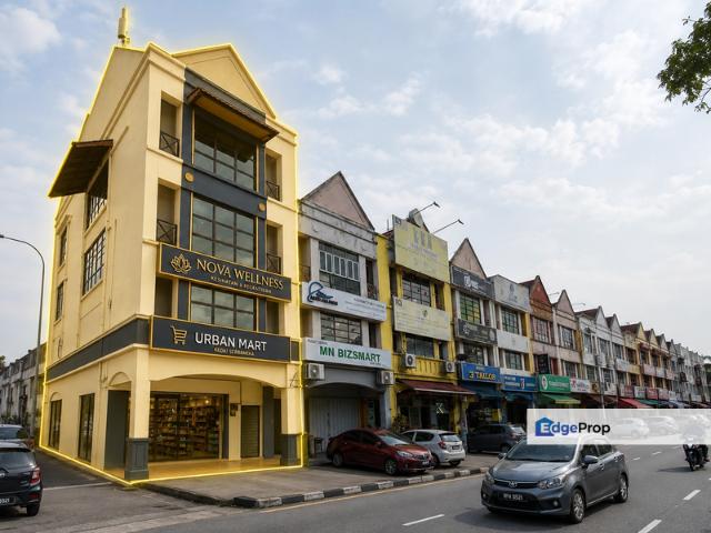 Shop for sale in Petaling, Damansara Damai