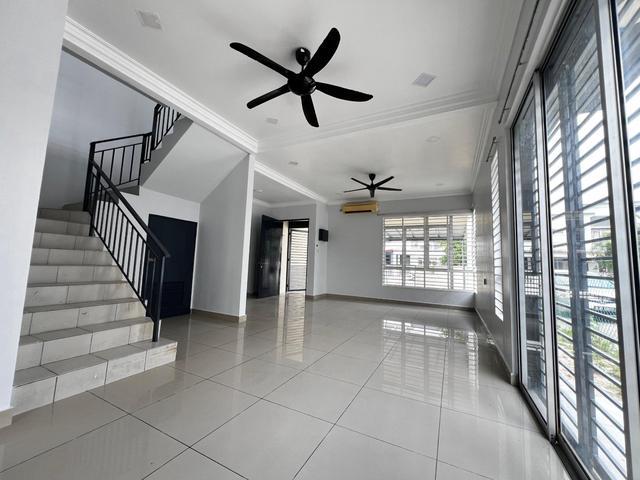 Terraced House for rent in Tanjong Sepat, Selangor