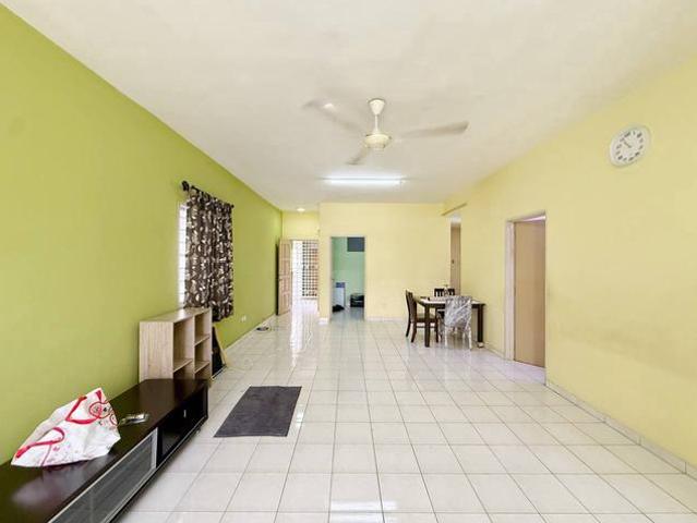 Apartment for sale in Country Heights Damansara, Kuala Lumpur