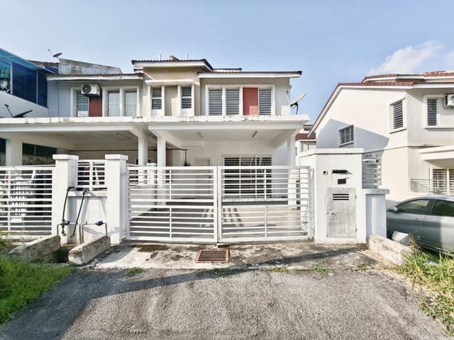 Terraced House for sale in Seri Kembangan, Majlis Bandaraya Subang Jaya