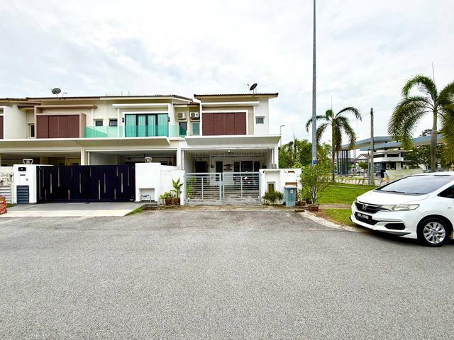 Terraced House for sale in Jenjarom, Selangor